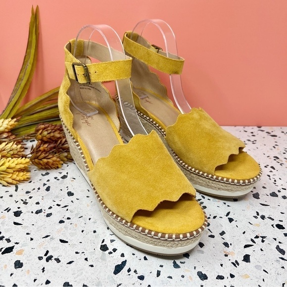 NEW Crown Vintage Mystard Suede Espadrille Women’s Ankle Strap Sandals Sz 10 - Picture 1 of 11